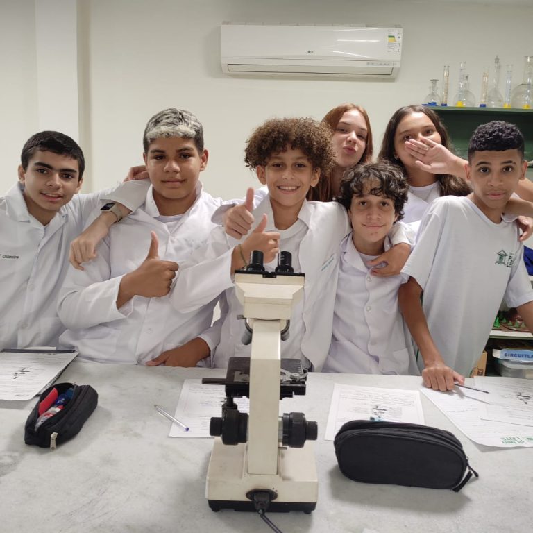 8º ano: Microscópio Óptico